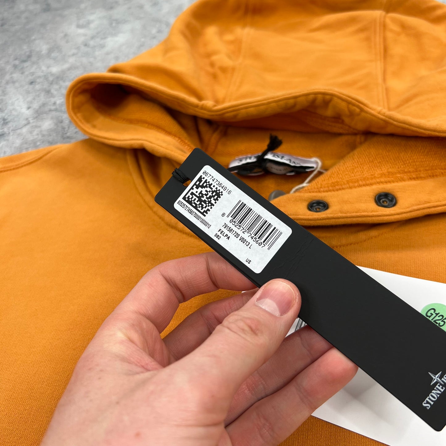 Stone Island Orange Pullover Hoodie Large 23” BNWT