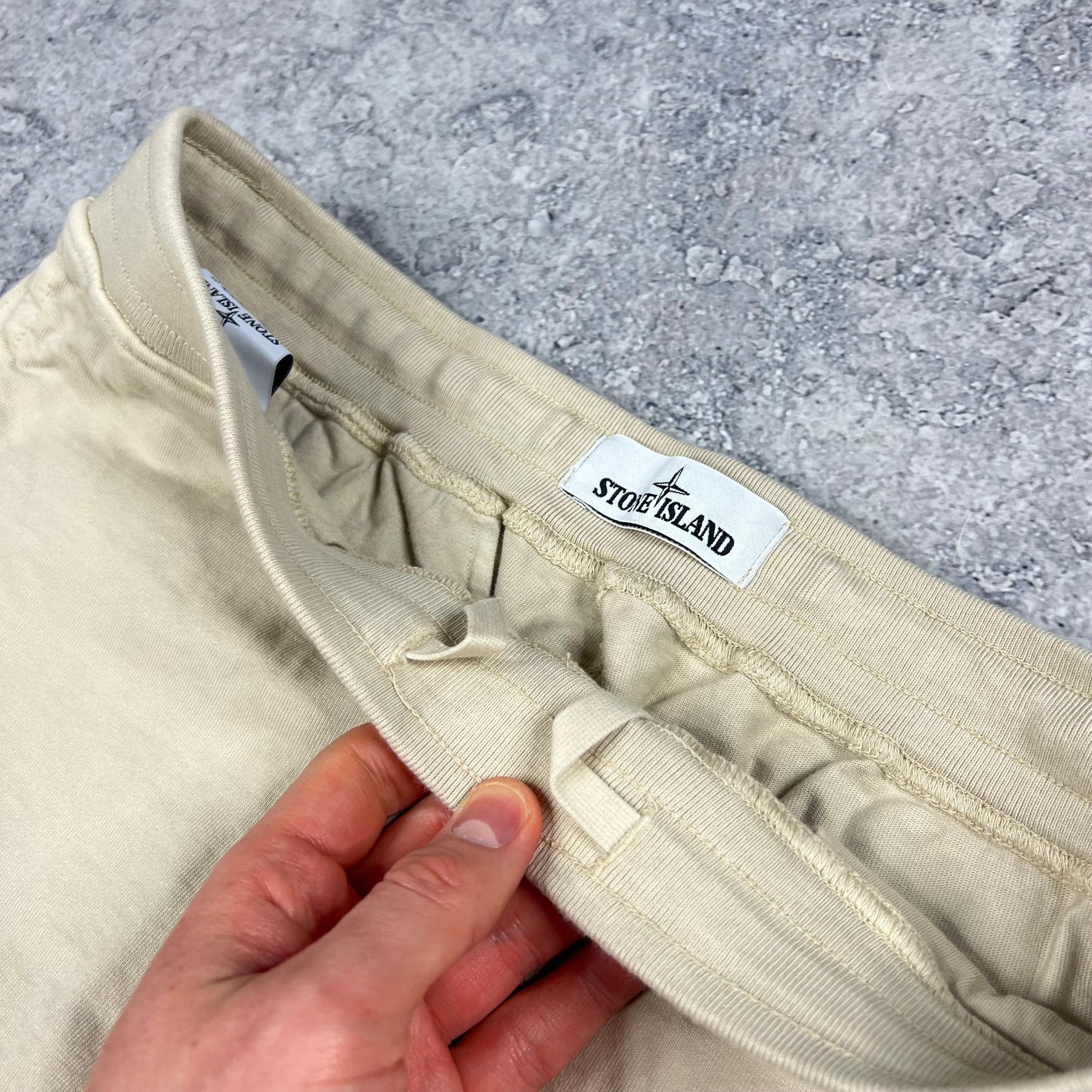 Stone Island Beige Mussola Jogger Shorts Medium 30-32”