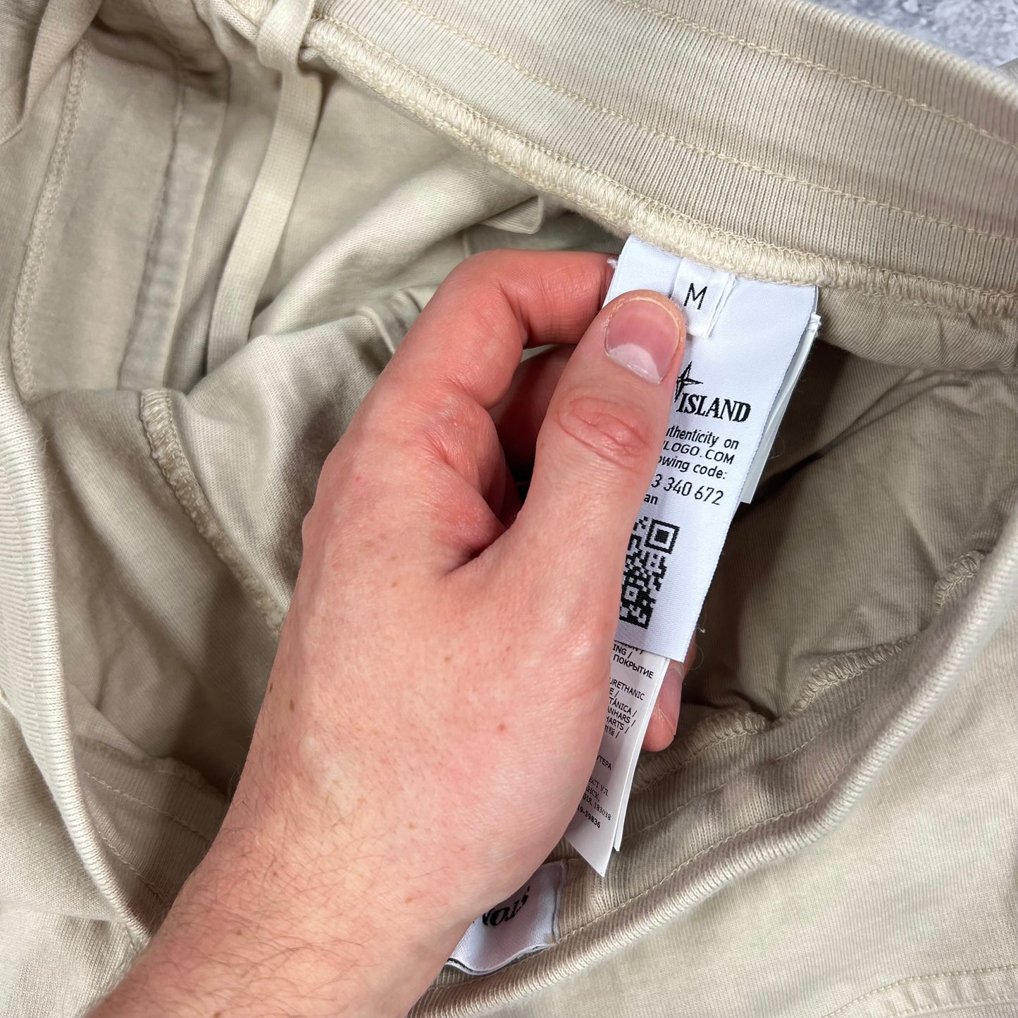 Stone Island Beige Mussola Jogger Shorts Medium 30-32”