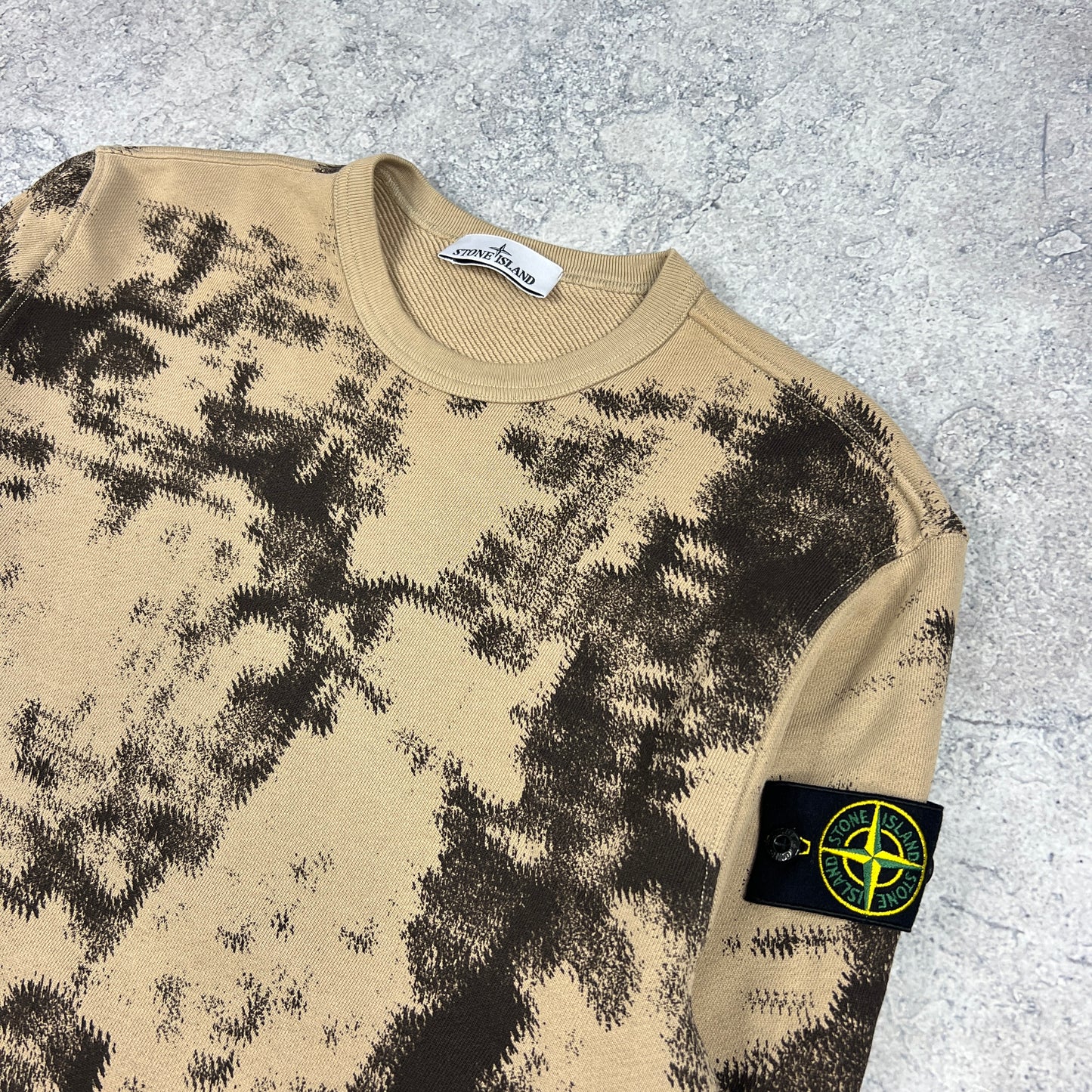 Stone Island Earth Camo Sweatshirt Small 21.75”