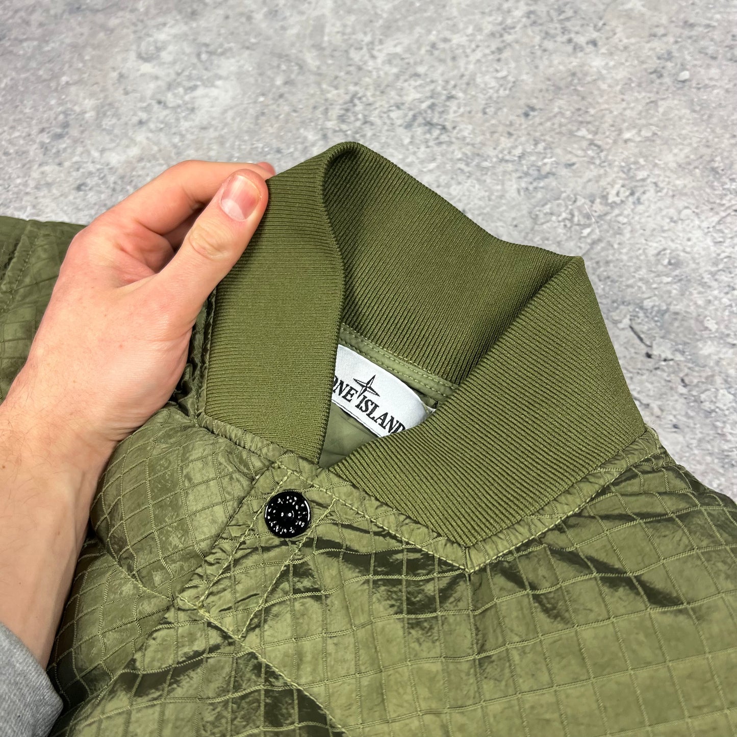 Stone Island Macro Nylon Metal Ripstop Down Jacket Medium 23”