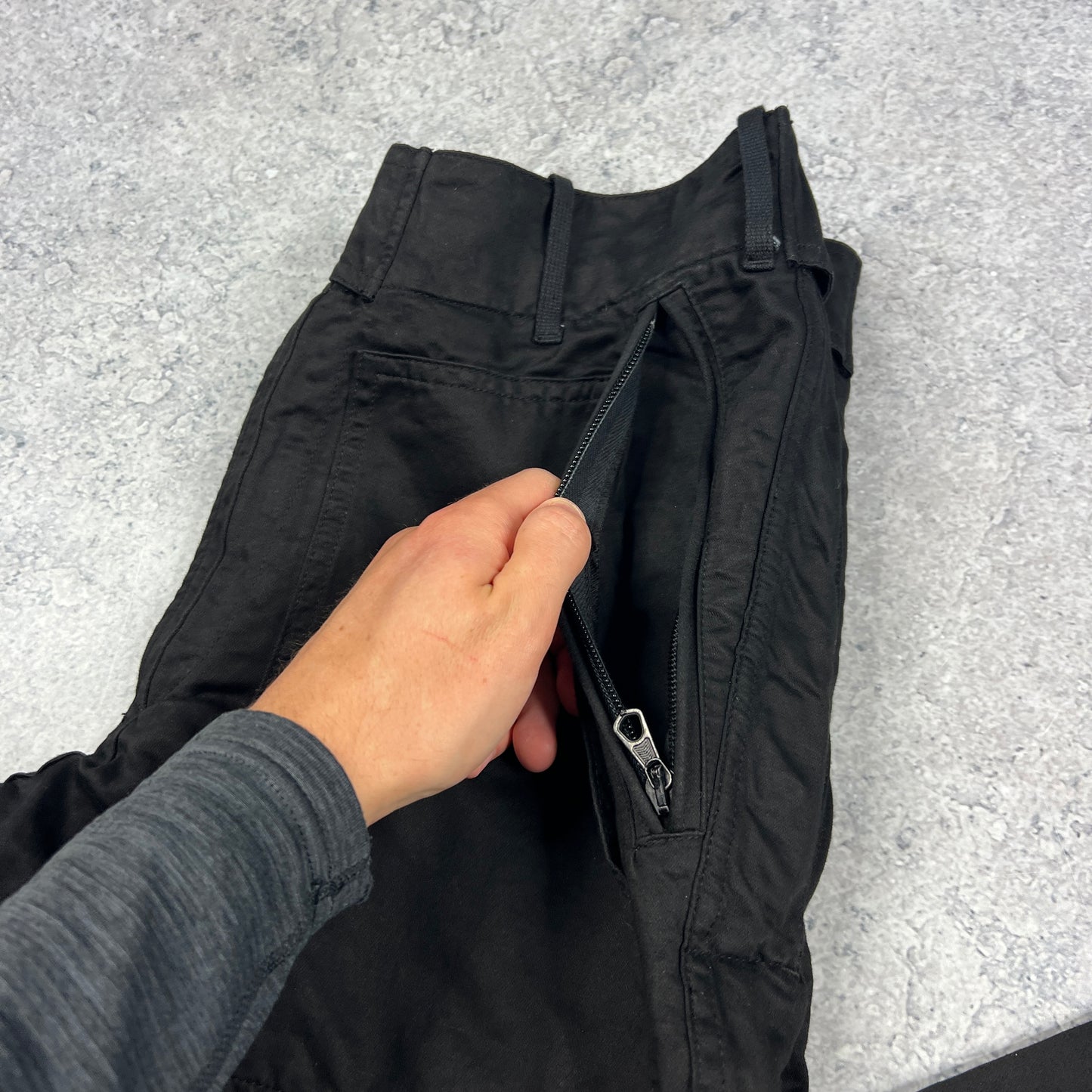 Stone Island Black SS/10 Loose Fit Cargos Size 48- W30-31”