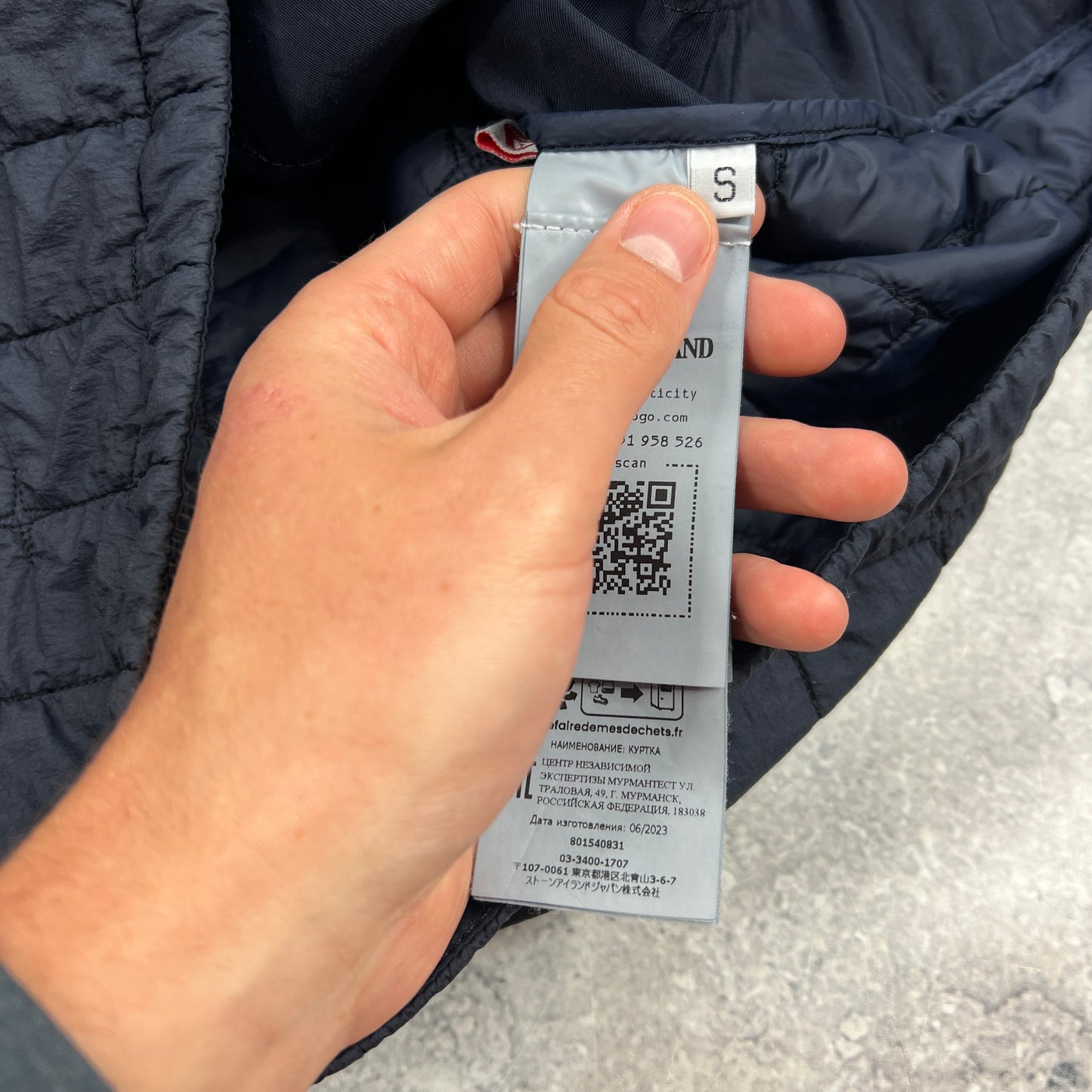 Stone Island Navy Quilted Stella Primaloft Jacket Small (Fits M) 22.5”