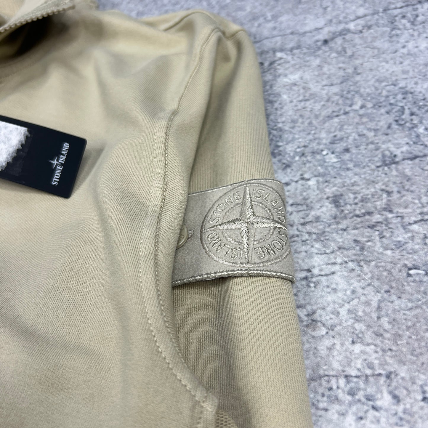 Stone Island Beige Ghost FZ Sweatshirt Small 21.5” BNWT