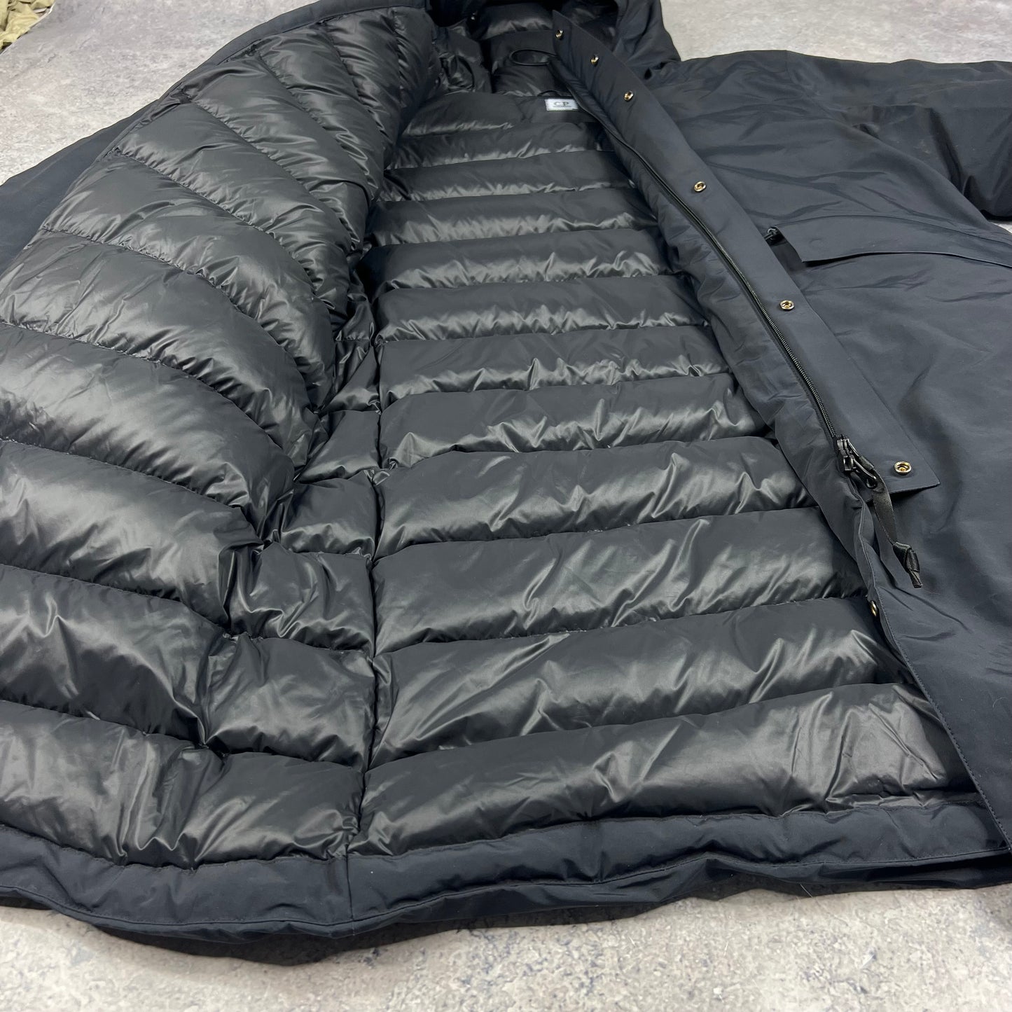 CP Company Navy Micro M Down Parka Large 25.5”