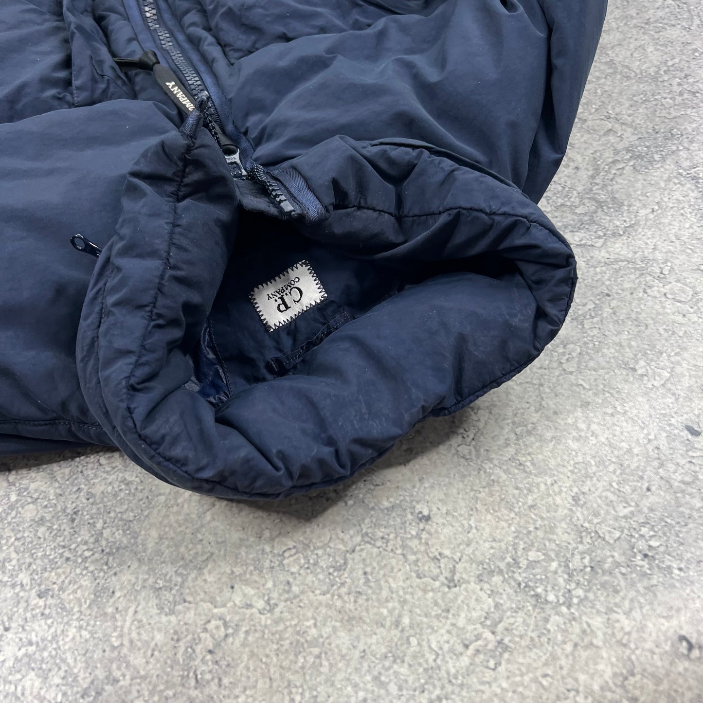 CP Company Navy Flatt Nylon Down Jacket Size 52- XL 25”