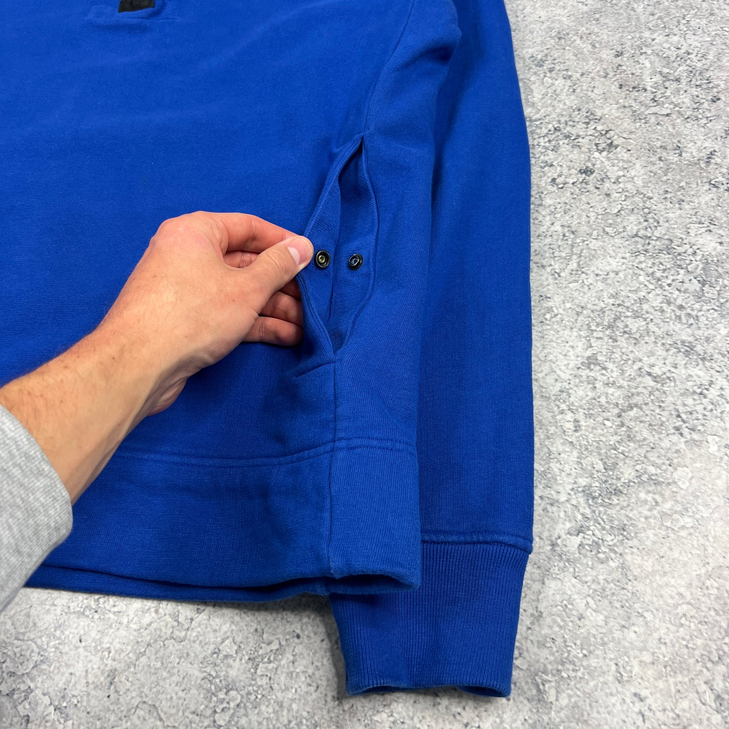 Stone Island Blue Q Zip Sweatshirt Large 23”