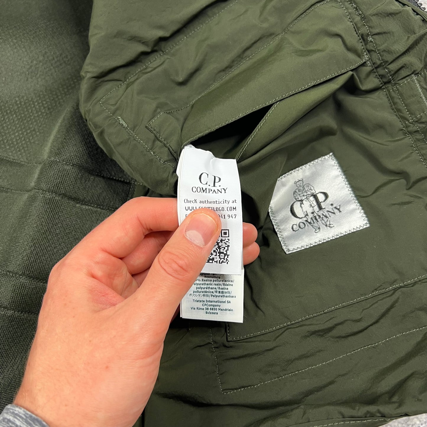 CP Company Green Prism Nylon Lens Gilet Size 48- Medium 21.75”