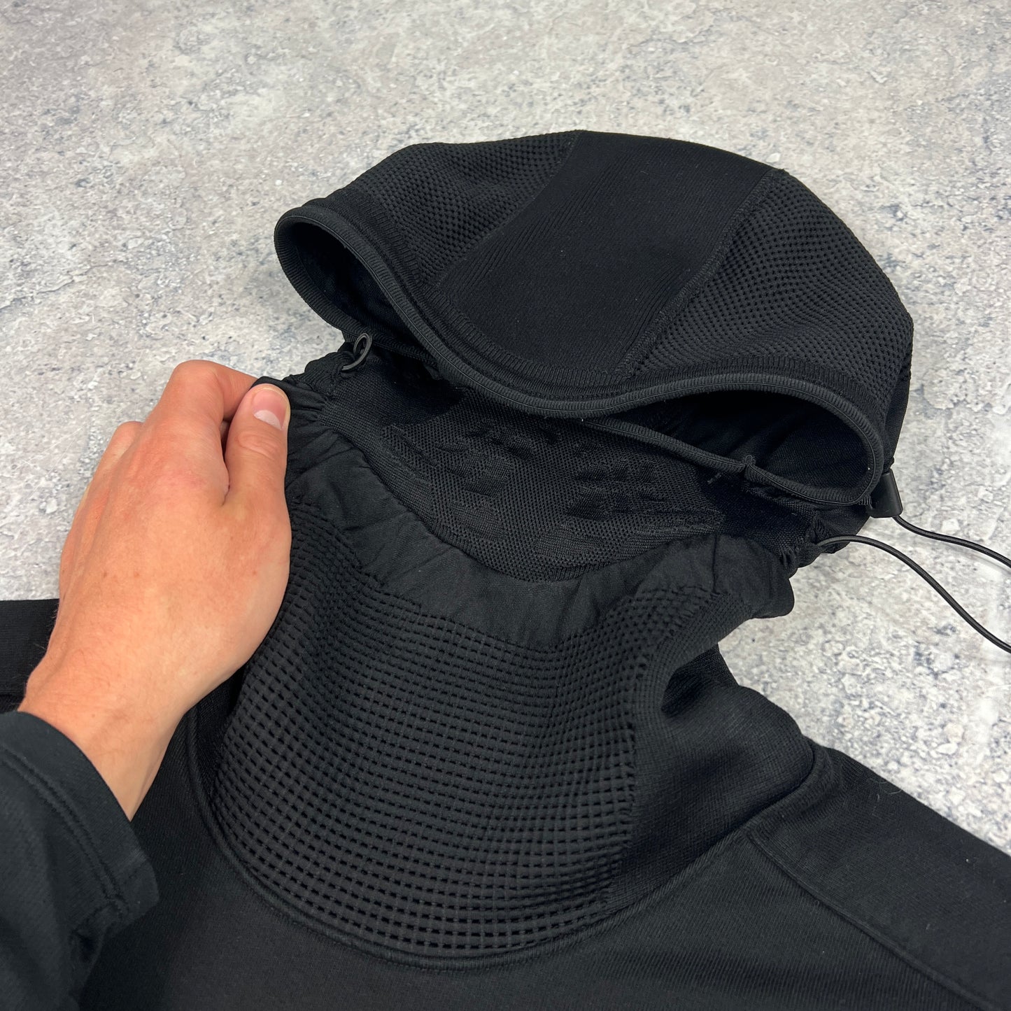 CP Company Black Metropolis Balaclava Hoodie Medium 21.5”
