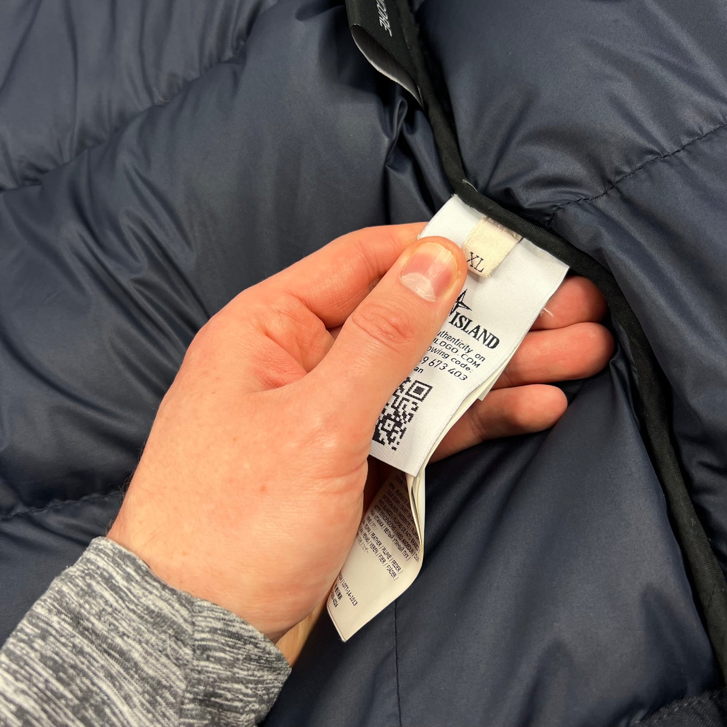 Stone Island Shadow Project Navy Down Gilet XL 23.5”