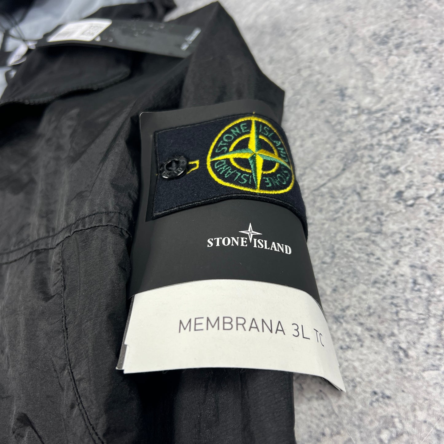 Stone Island Black Membrana Jacket Medium 23.25” BNWT
