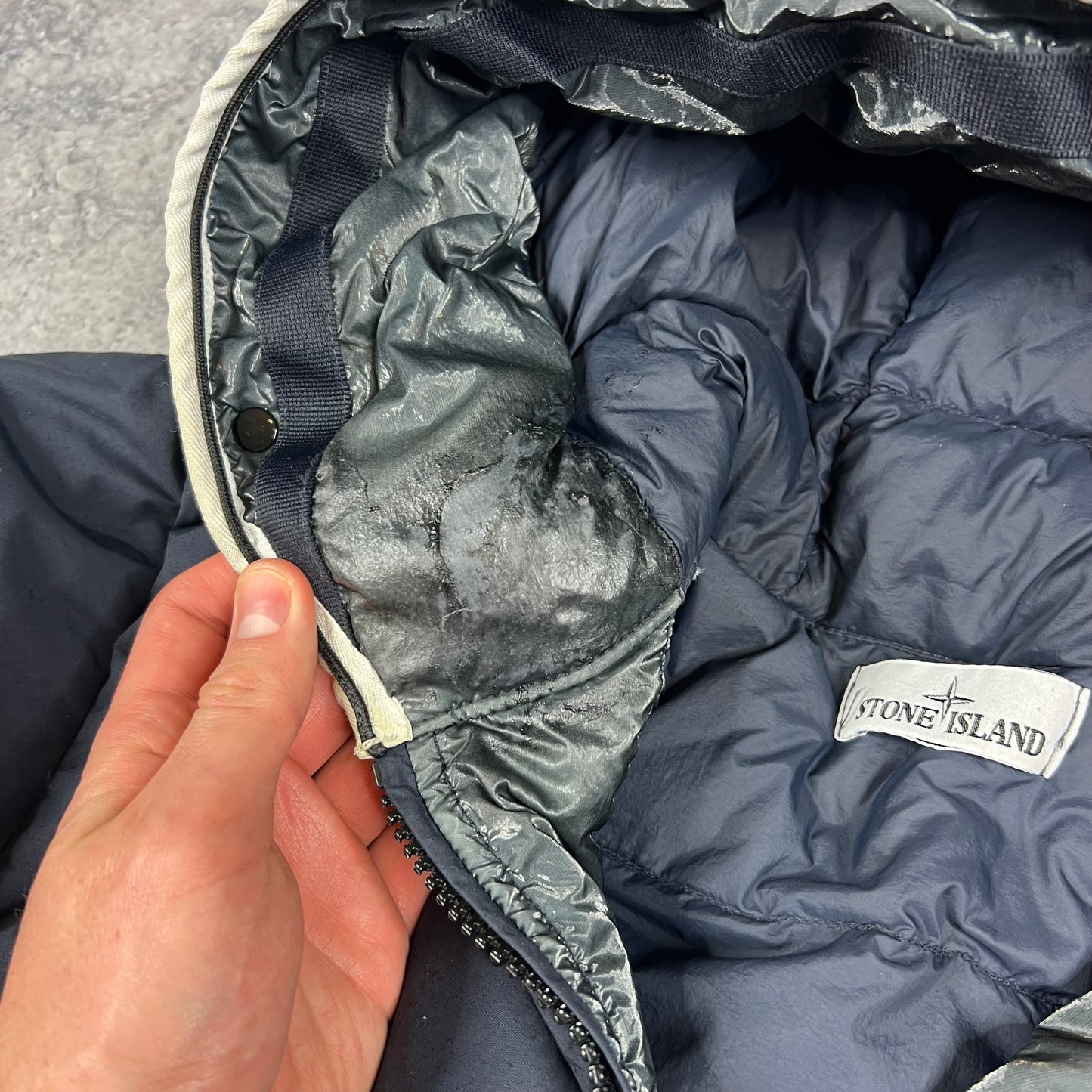 Stone Island Navy Naslan Watro Down Jacket Medium 23”