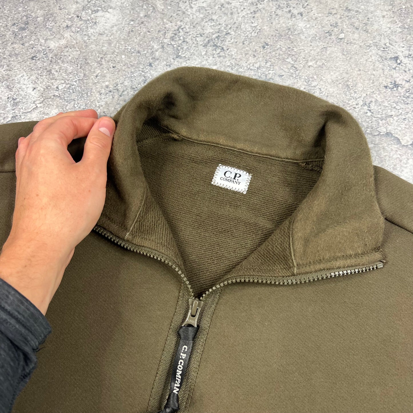 CP Company Khaki Quarter Zip Sweatshirt XXL 25”