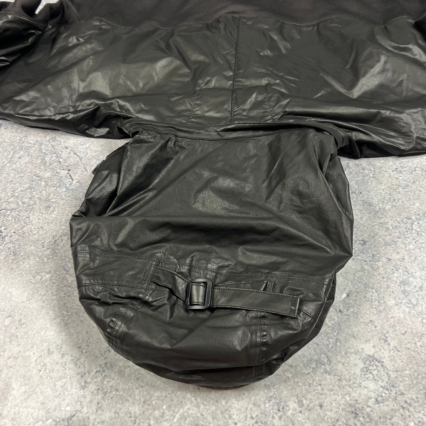 CP Company Metropolis Goretex Hoodie Large 22.75” BNWT