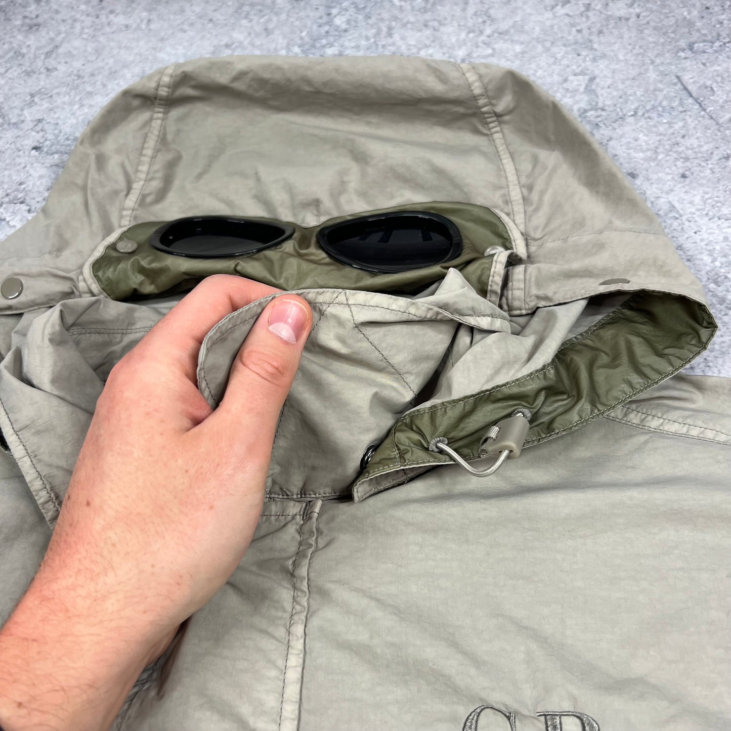 CP Company Beige Flatt Nylon Goggle Jacket XL 24”