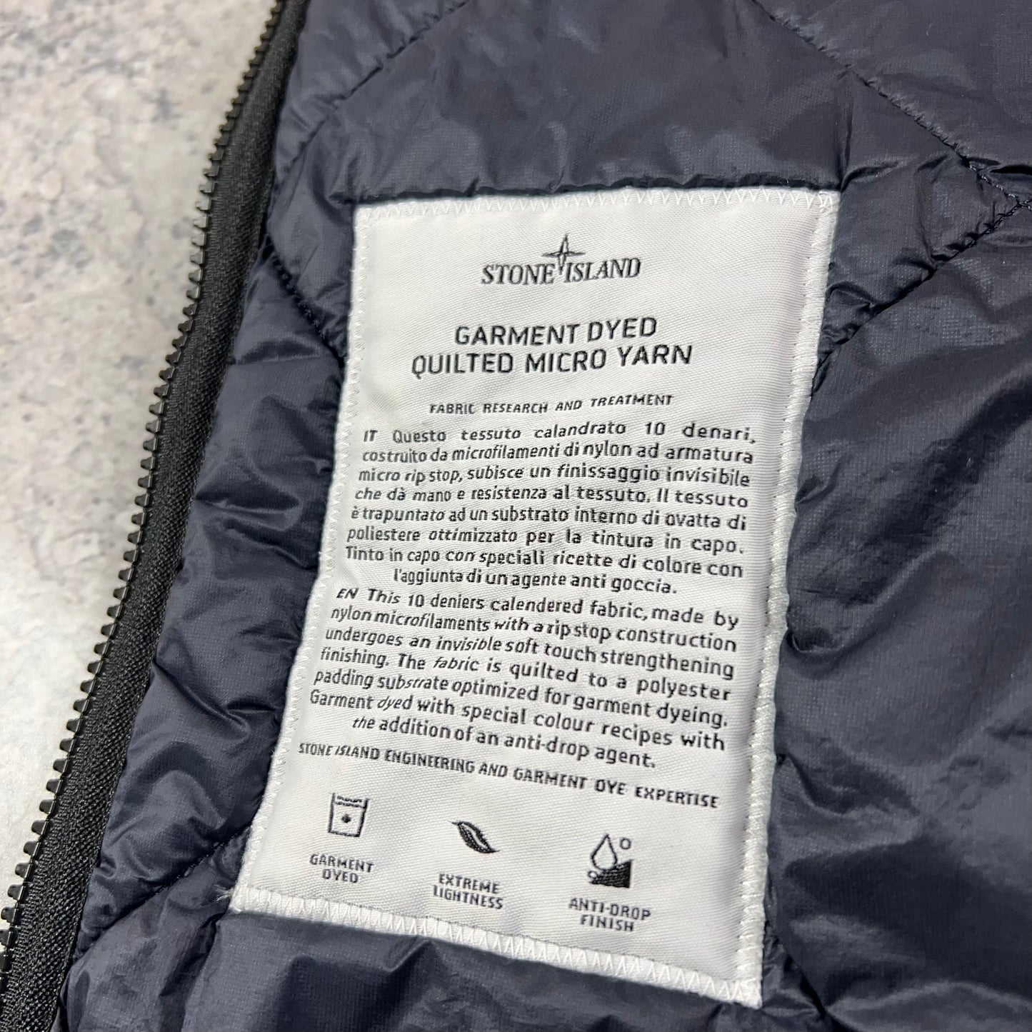 Stone Island Navy Micro Yarn Gilet 3XL 25”