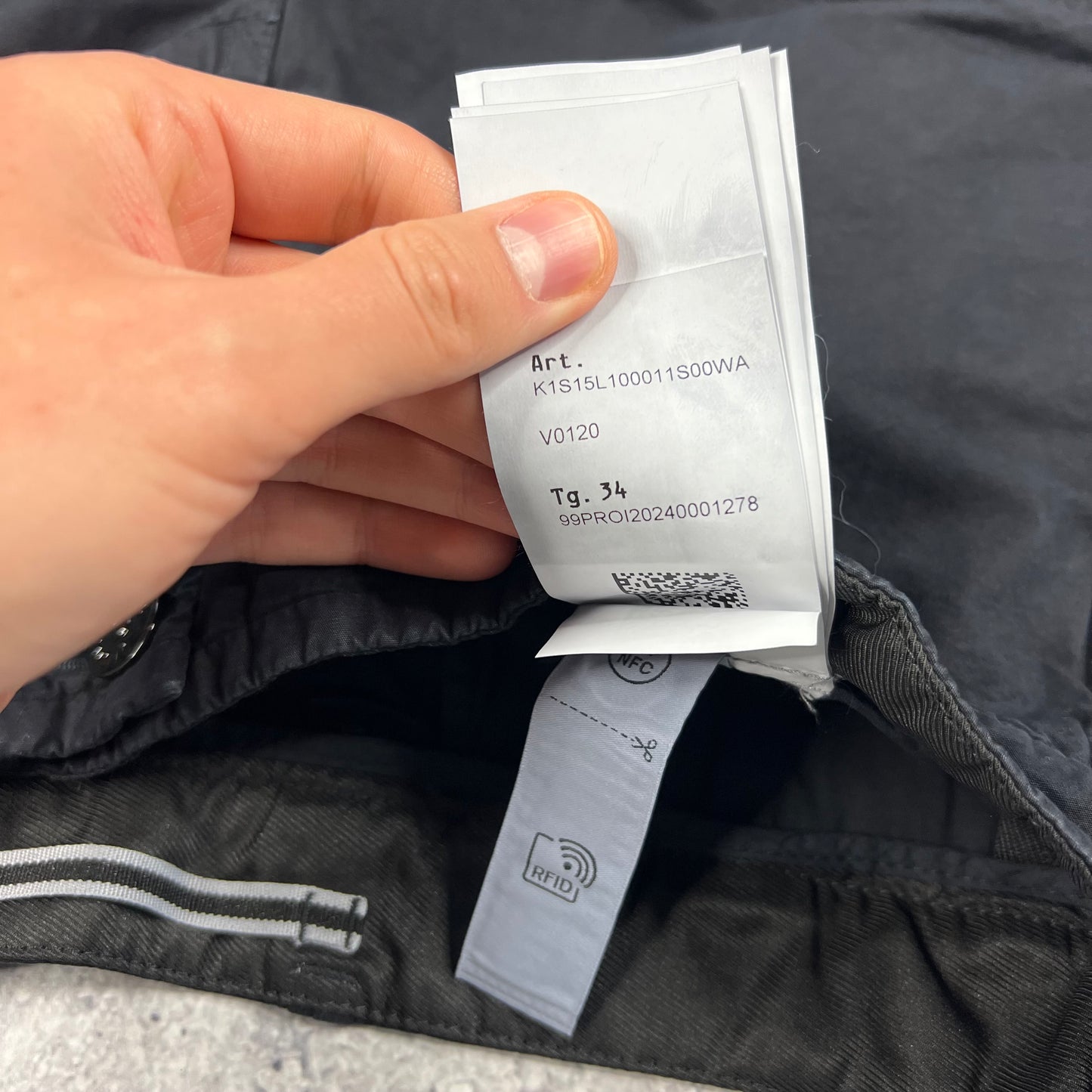 Stone Island Navy Garment Dyed Cargo Shorts W32” BNWT