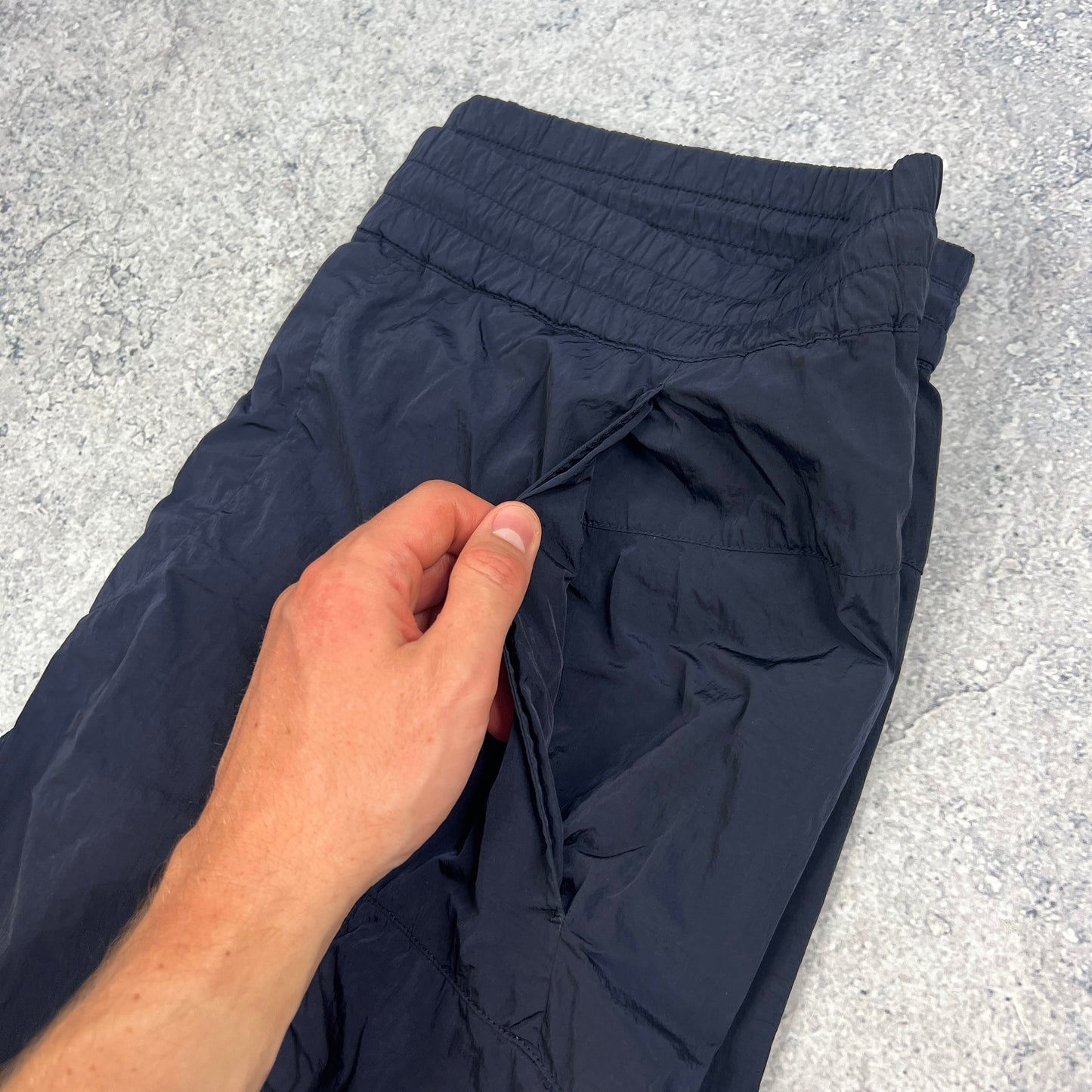 CP Company Navy Chrome Lens Cargos Size 48- W34”