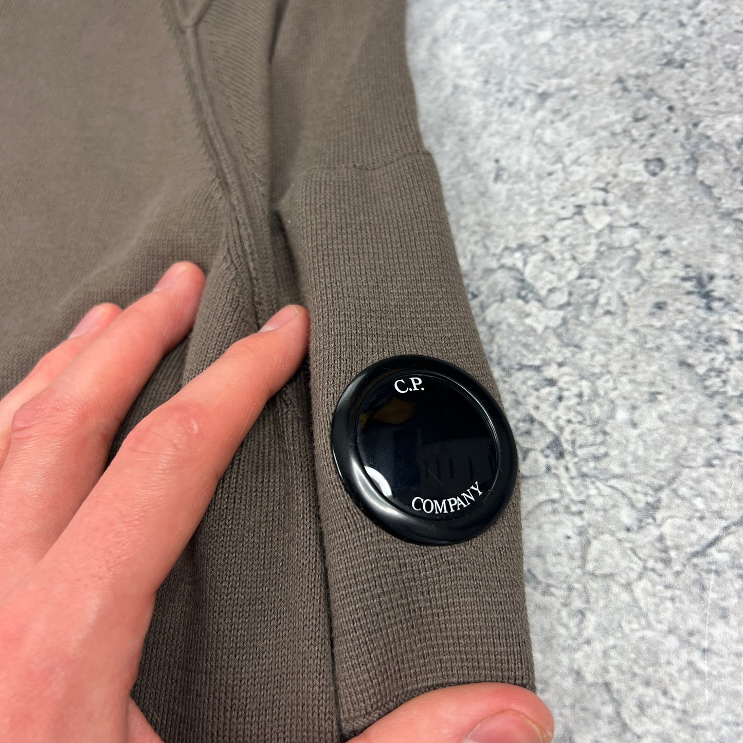 CP Company Khaki Quarter Zip Knit Jumper Size 50 M 21”