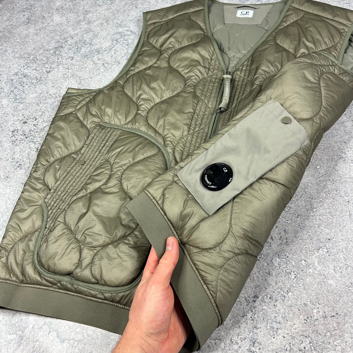 CP Company Liner Primaloft Vest XXL 25”