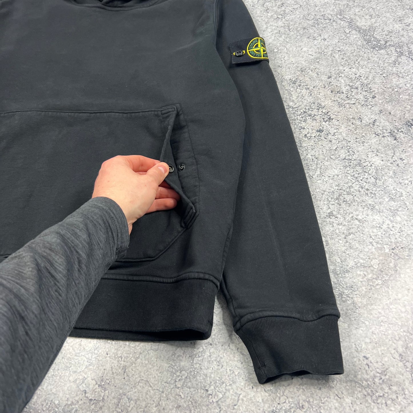 Stone Island Black Pullover Hoodie Medium 21.75”