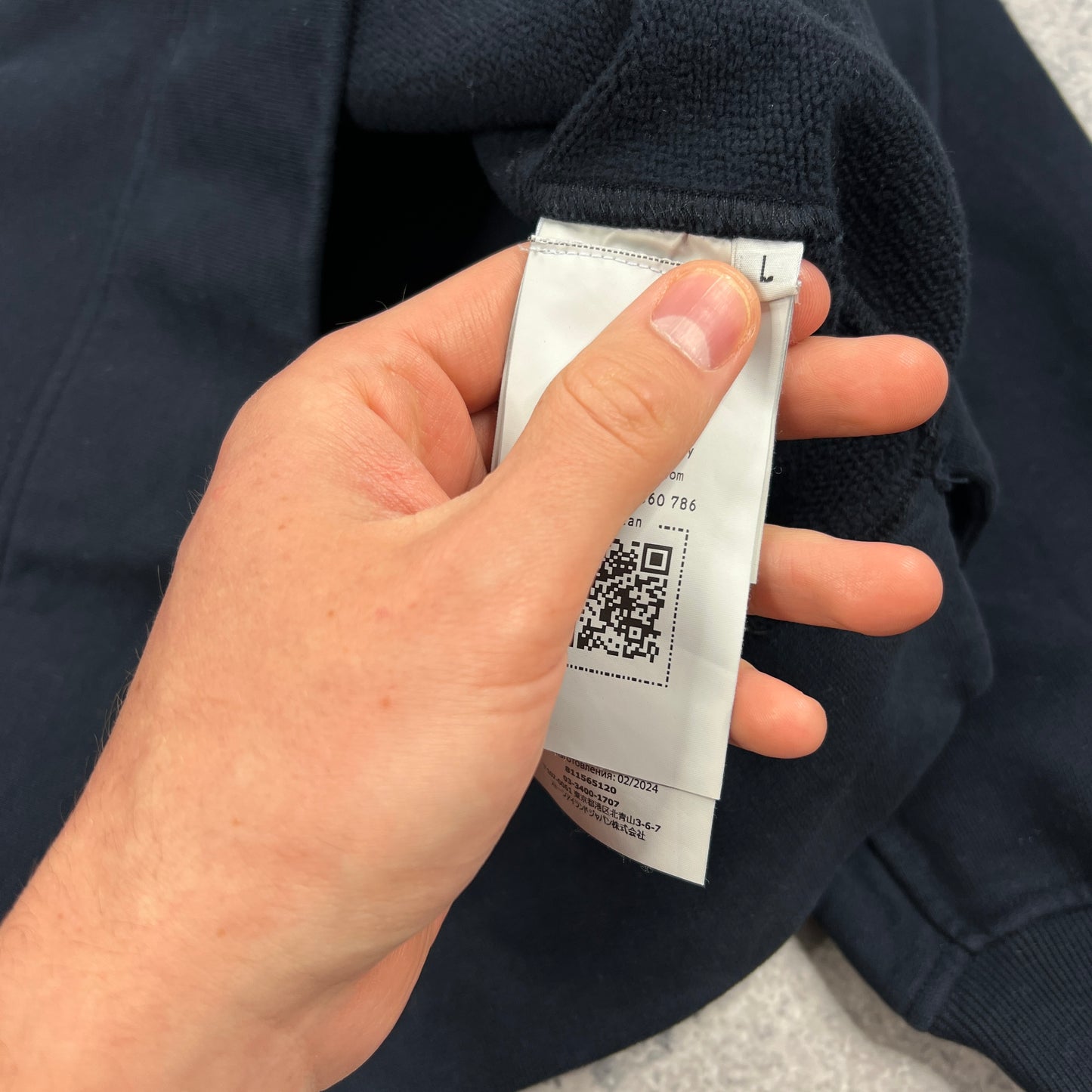 Stone Island Navy Logo Quarter Zip Sweatshirt Large 25.25”