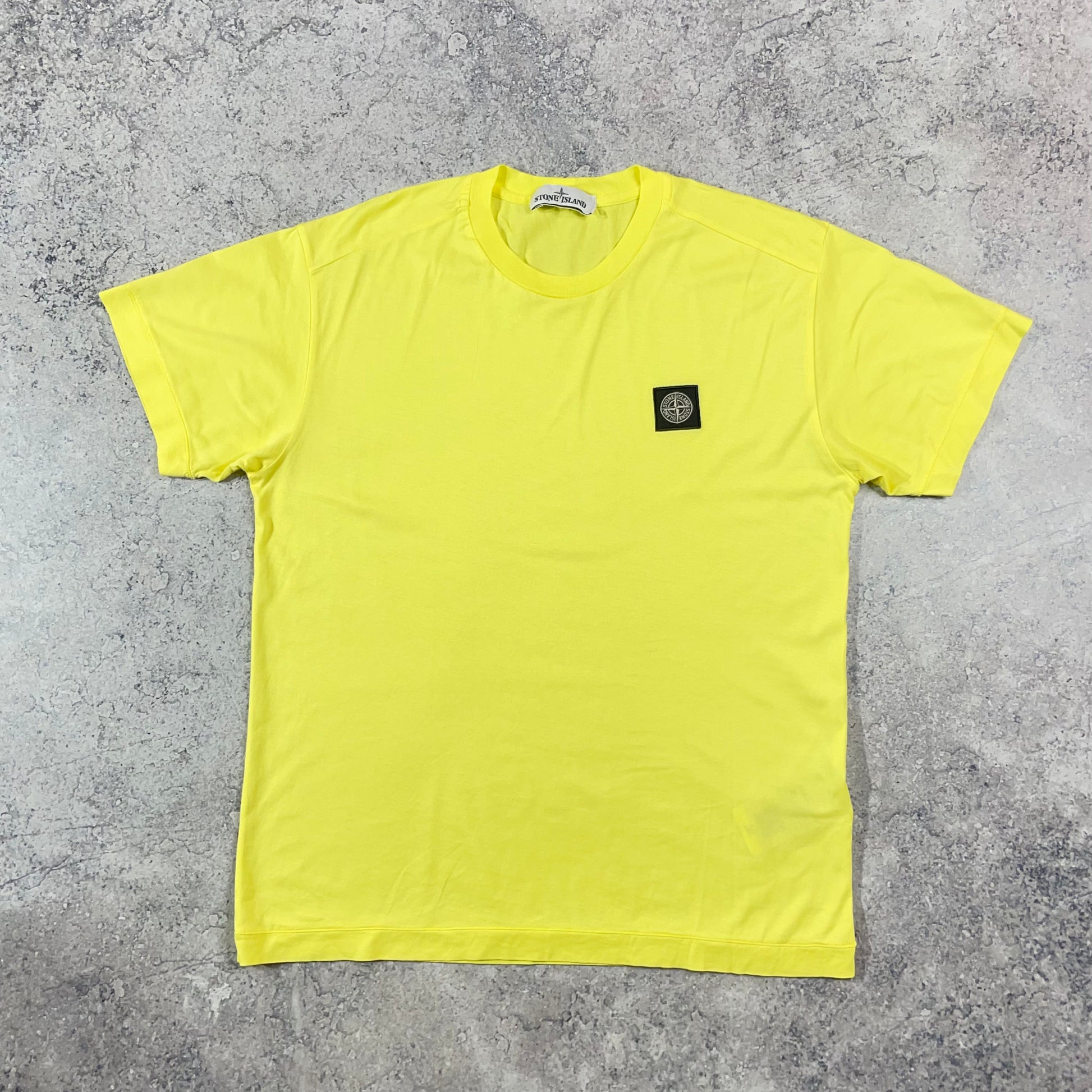 Stone island t hot sale shirt yellow