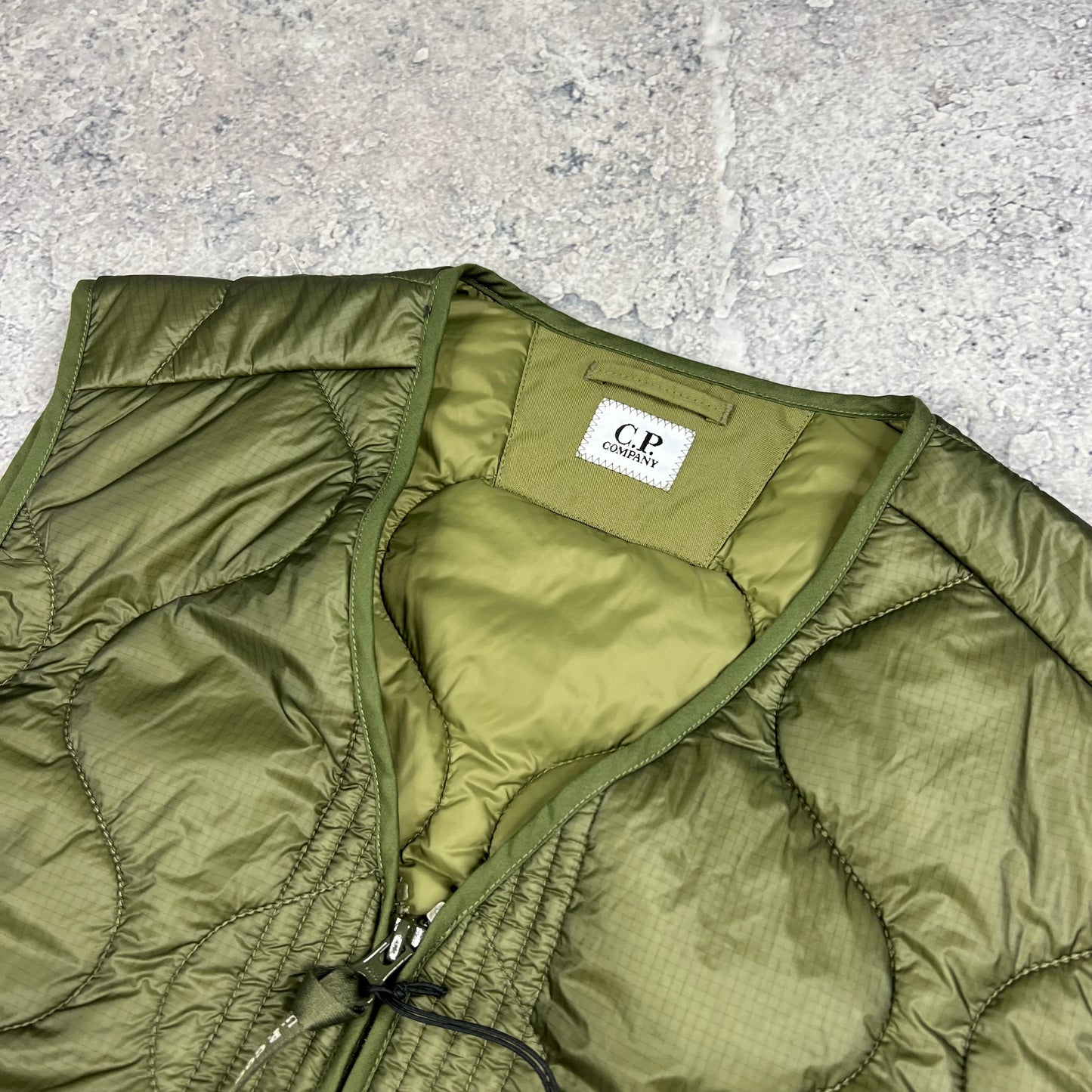 CP Company Liner Primaloft Lens Vest Large 22.5” BNWT